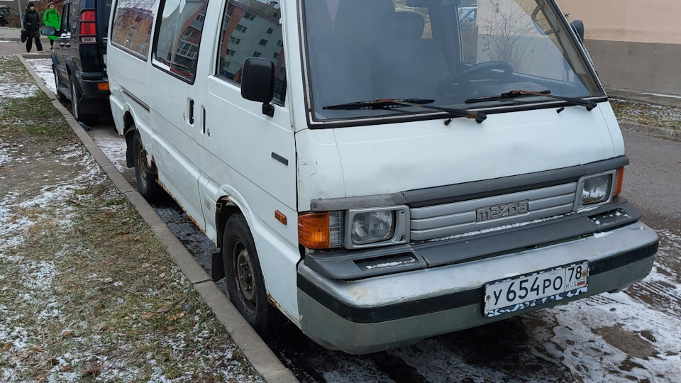 Мазда 2200. Mazda e2200. Mazda e2000 '1989–97. Mazda bongo 2-е поколение. Mazda e2200.