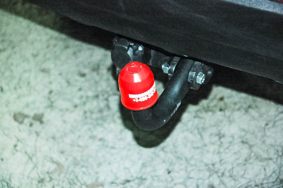 Volvo XC 60 установка тягово-сцепного устройства (фаркопа ...