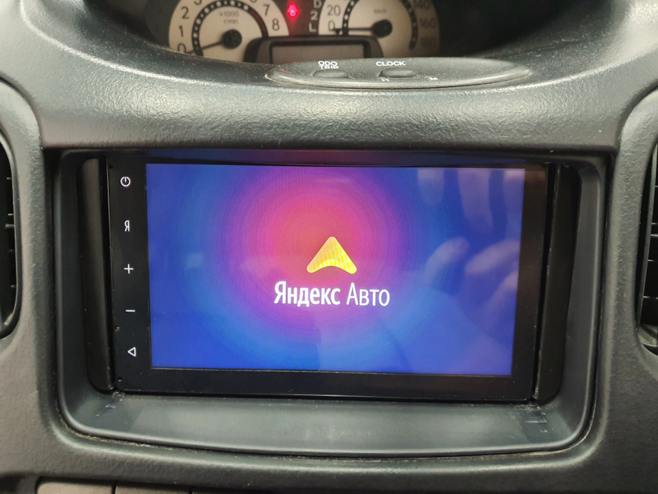 Замена магнитолы — Toyota Funcargo, 1,5 л, 2001 года | автозвук | DRIVE2