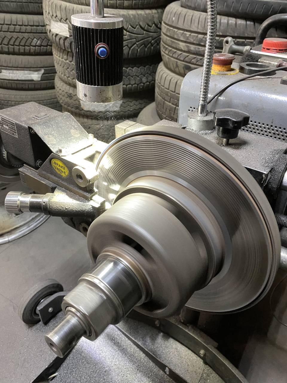 Расточка дисков — Chevrolet Lacetti Sedan, 1,8 л, 2009 года | визит на ...