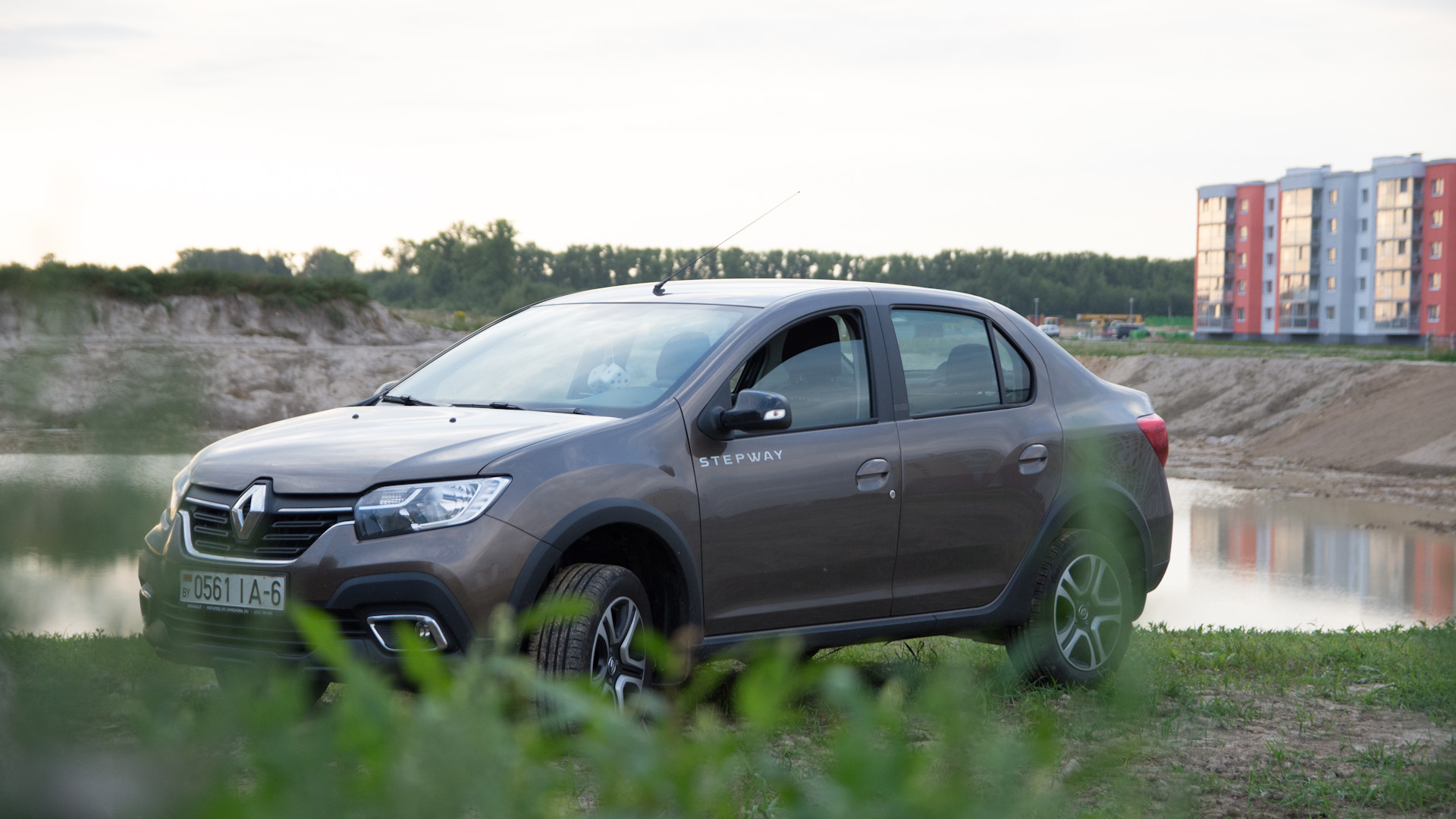 Renault Logan Stepway 1.6 бензиновый 2019 | на DRIVE2