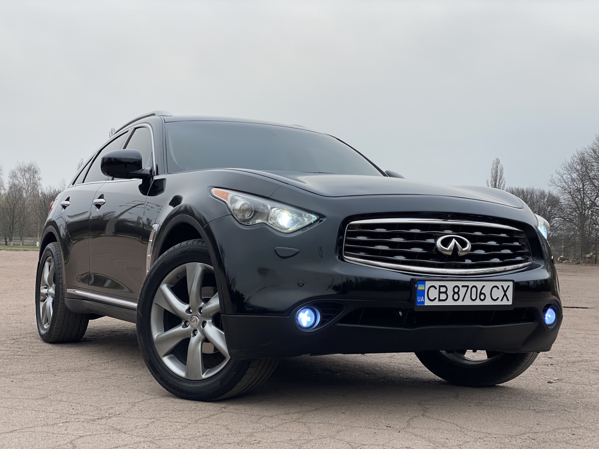 Infiniti fx35 2011