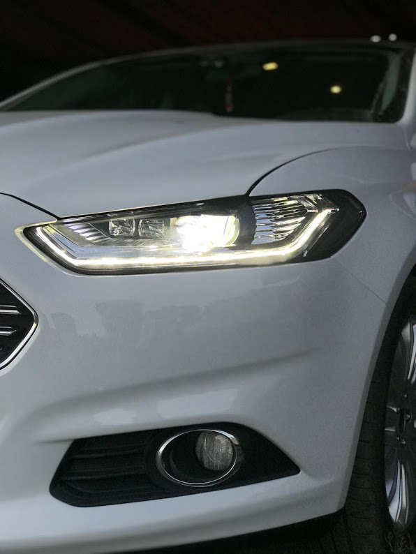 Ford Fusion Hybrid head Light connecting