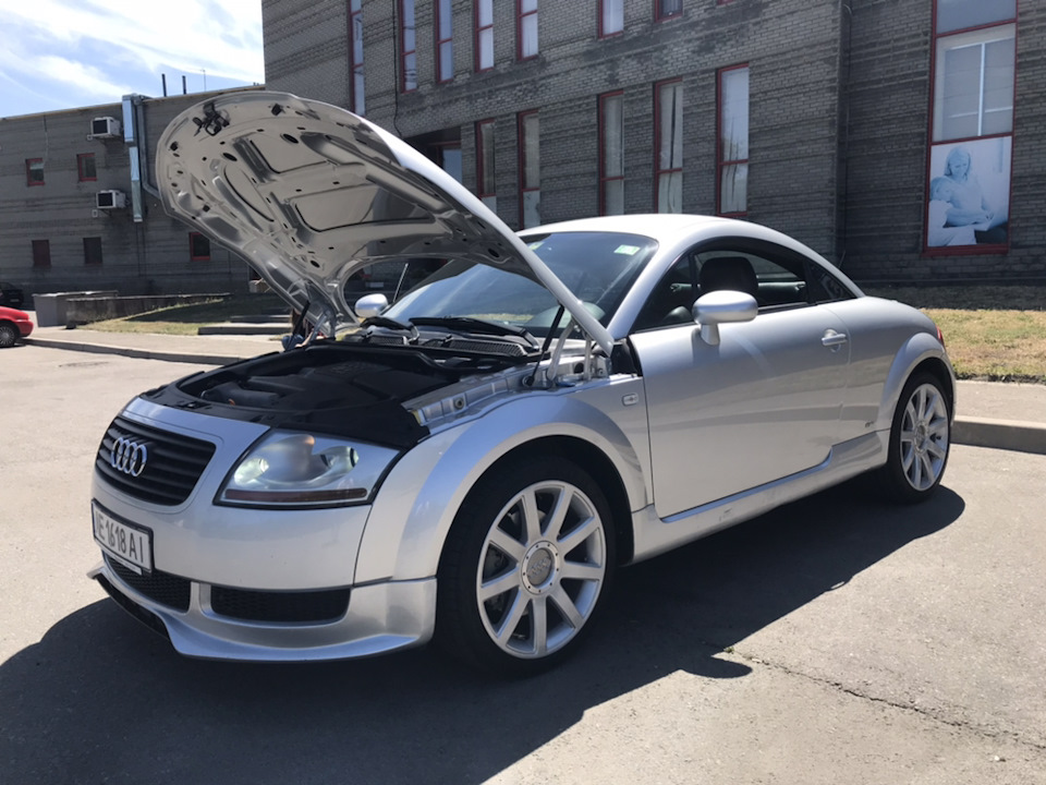 Audi tt 2000 фото