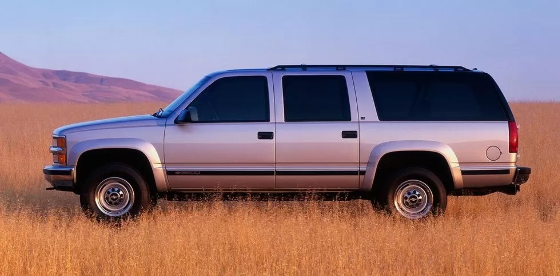 Chevrolet Suburban 10