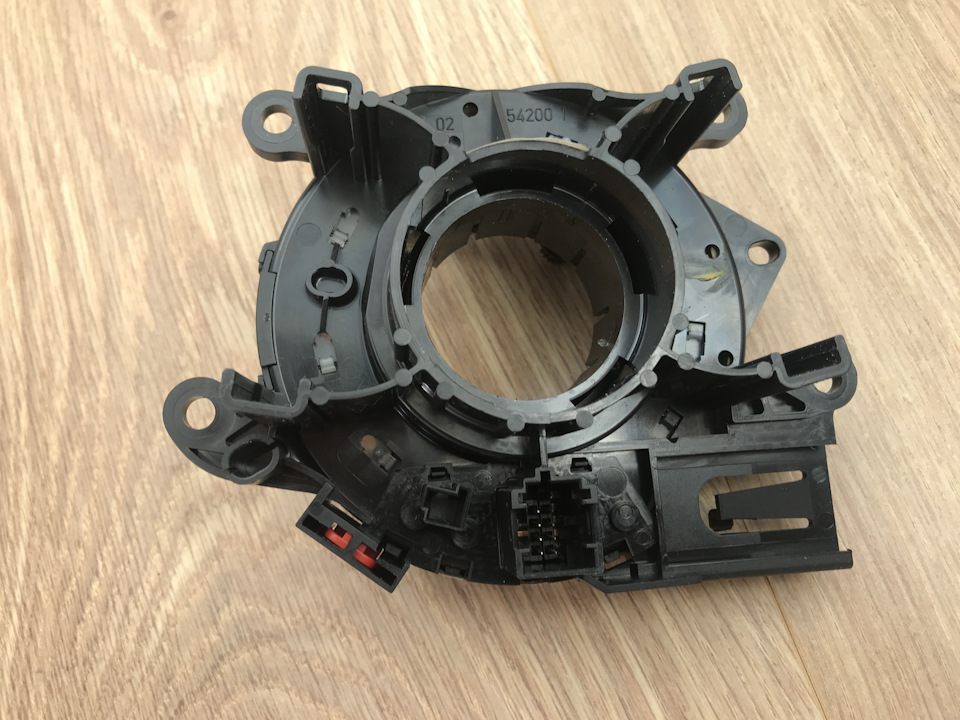 Контактное кольцо E46/E39/E38/E83/E53/E85 на BMW 3 series (E46), BMW 5 ...