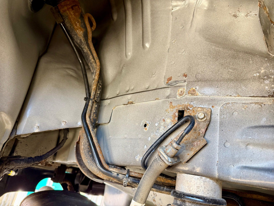 Фото в бортжурнале Ford Explorer (5G)