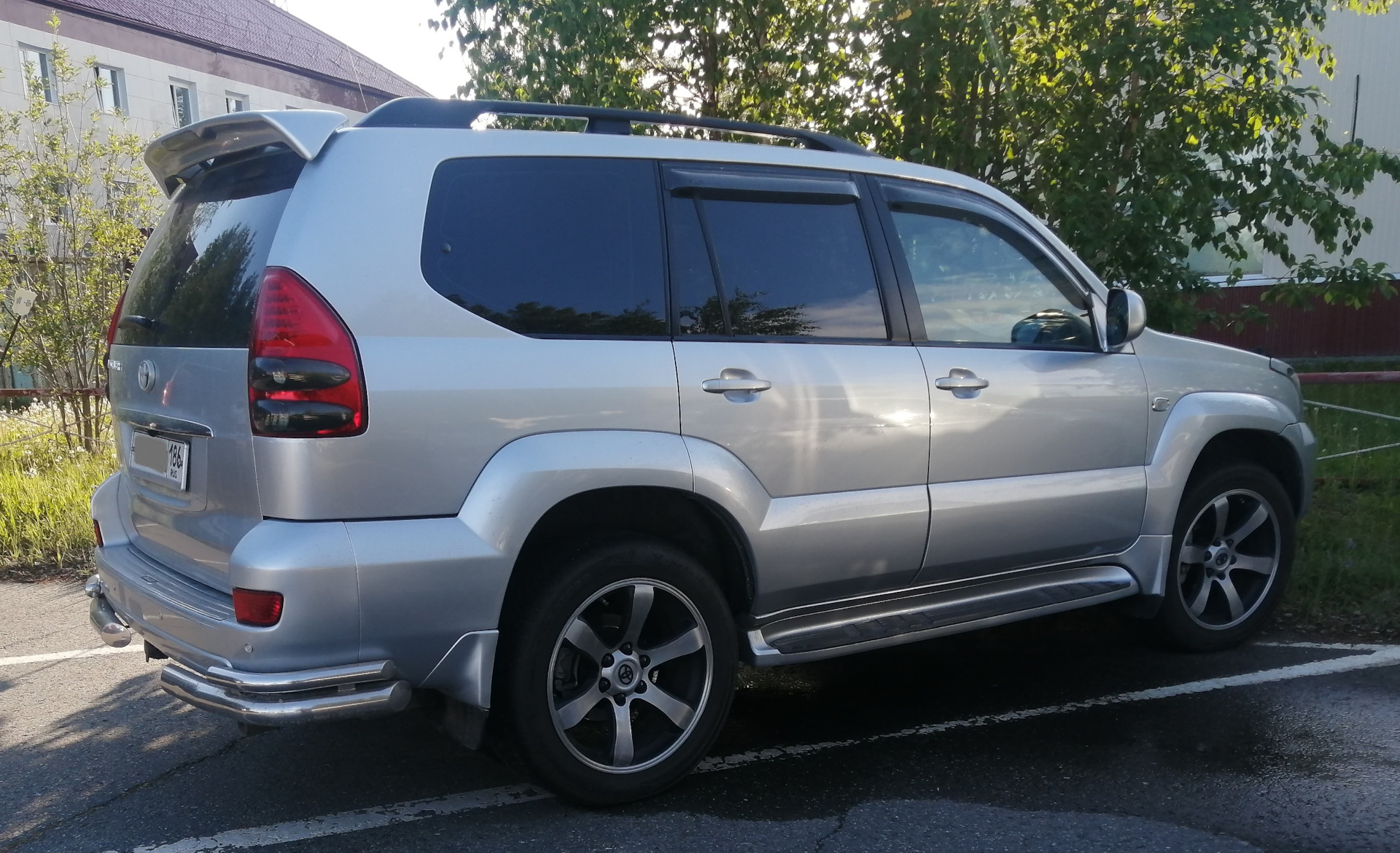 20 колеса — Toyota Land Cruiser Prado 120-series, 4 л, 2006 года ...