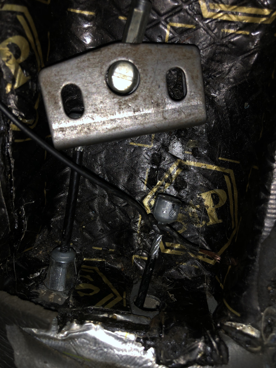 Фото в бортжурнале Nissan Tiida (1G)