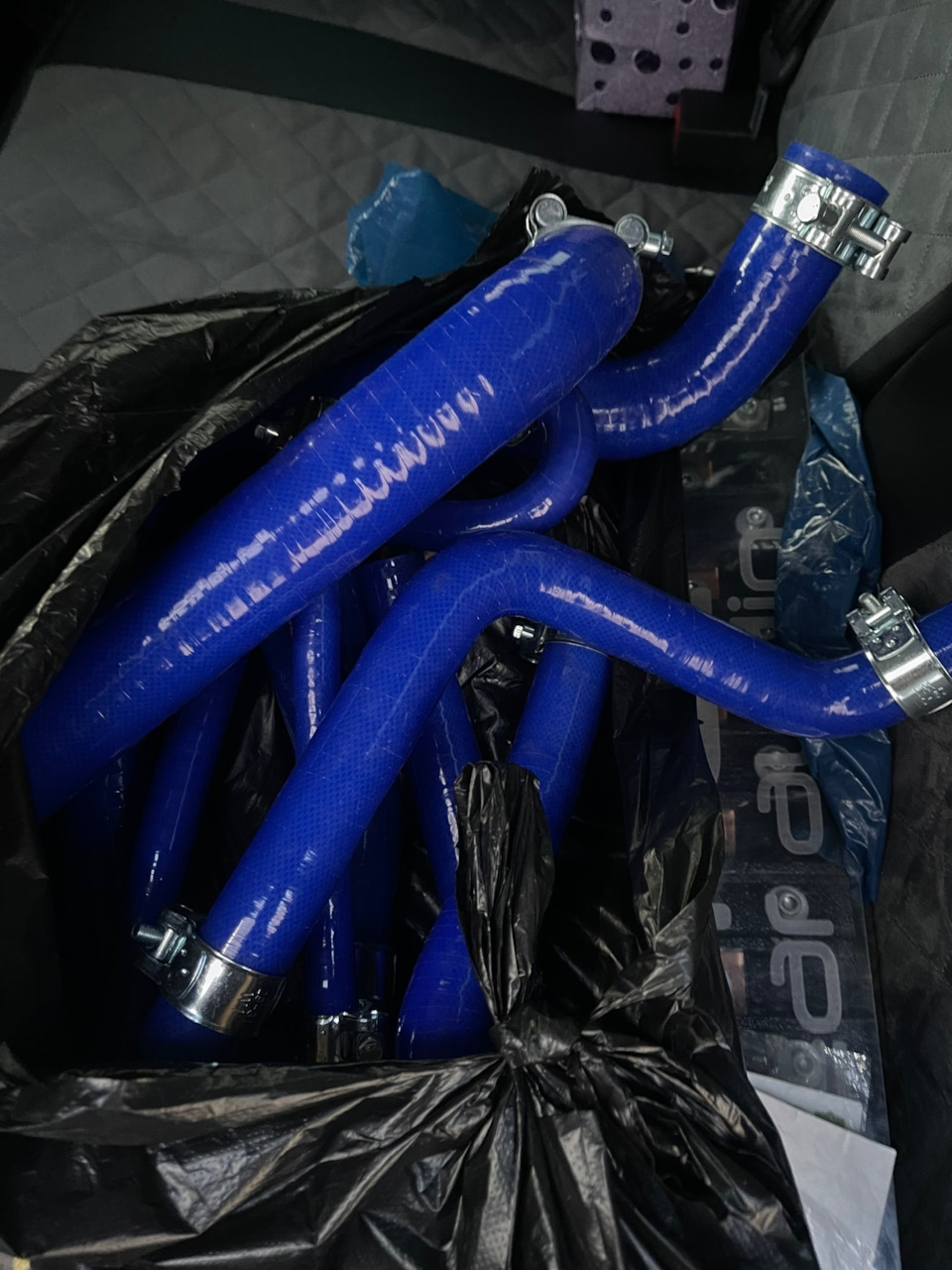 Замена патрубков охлаждения и антифриза — Lada Vesta, 1,6 л, 2017 года ...