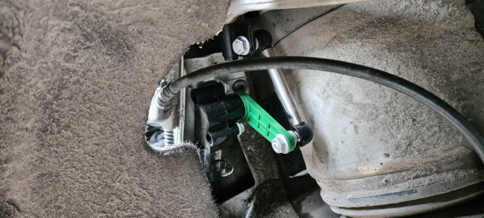 1# Замена датчиков положения кузова — Volkswagen Touareg (2G), 3,6 л ...