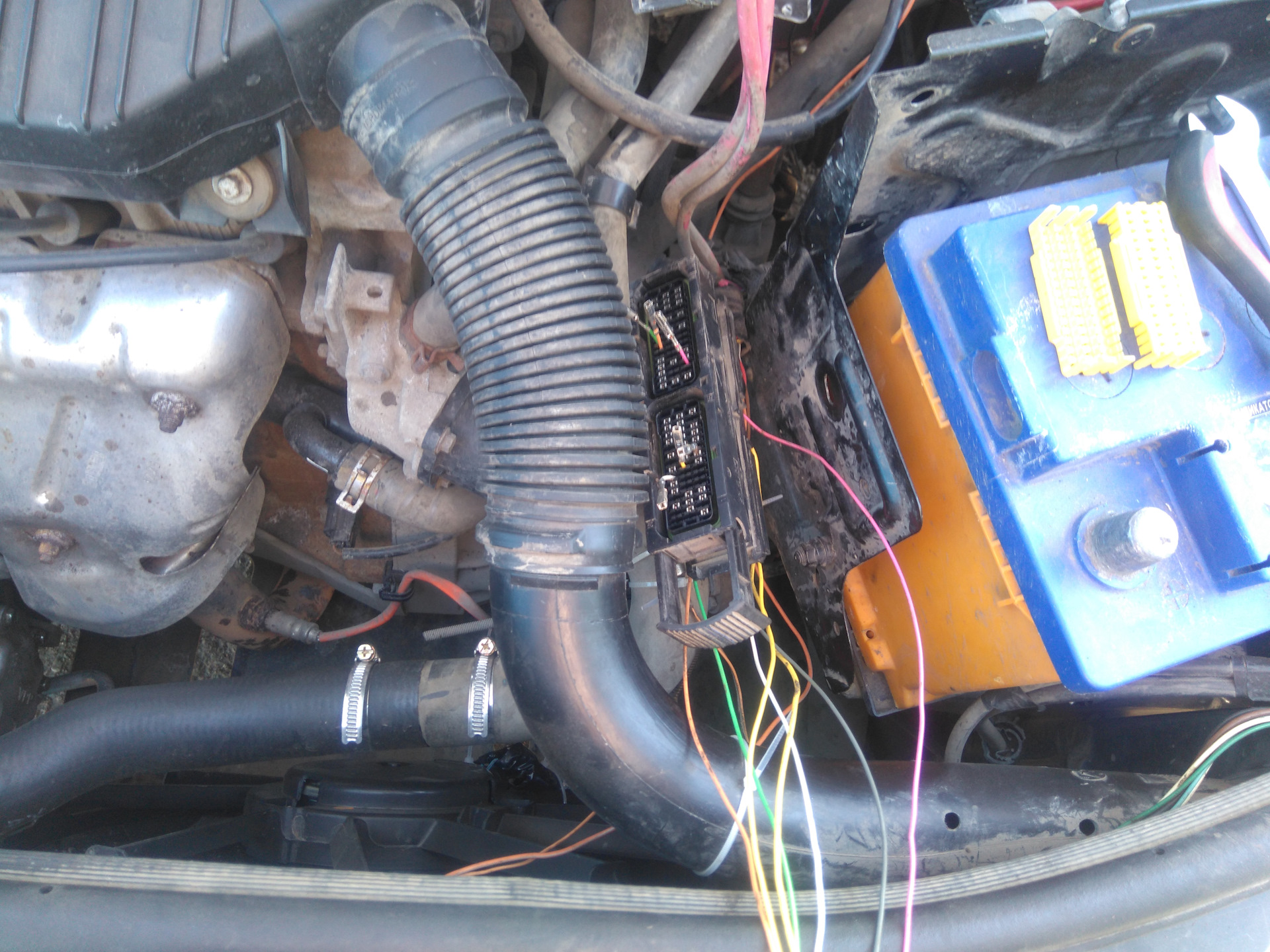 гбо на renault logan 1. 2 din магнитола в рено логан 1 рестайлинг. гбо на рено меган 2 1. 4 газовые форсунки. 4.