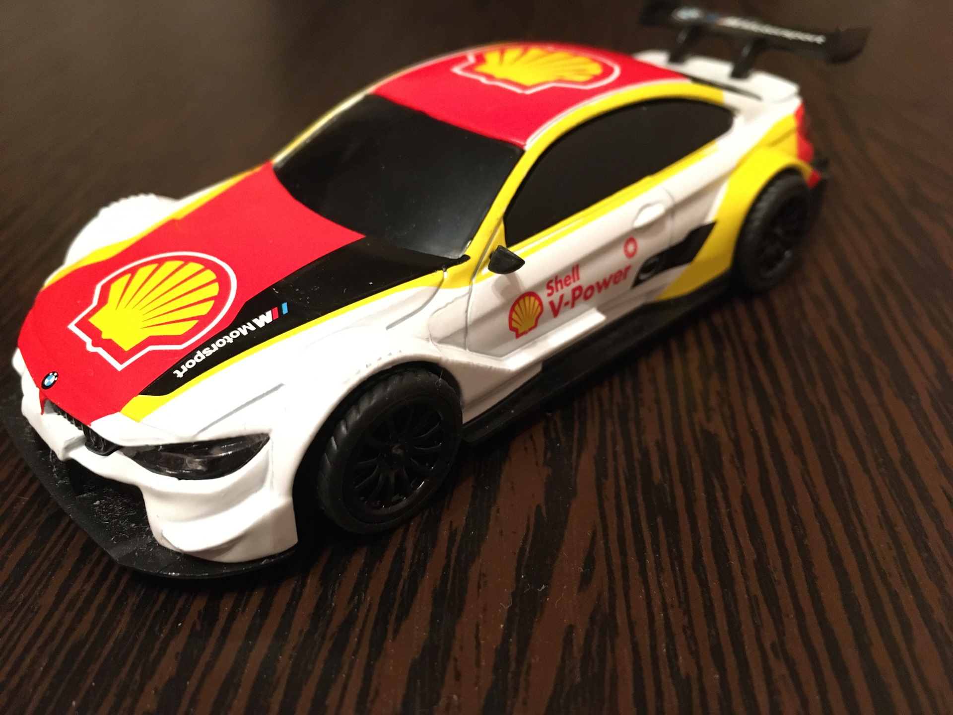 BMW m4 Motorsport Shell