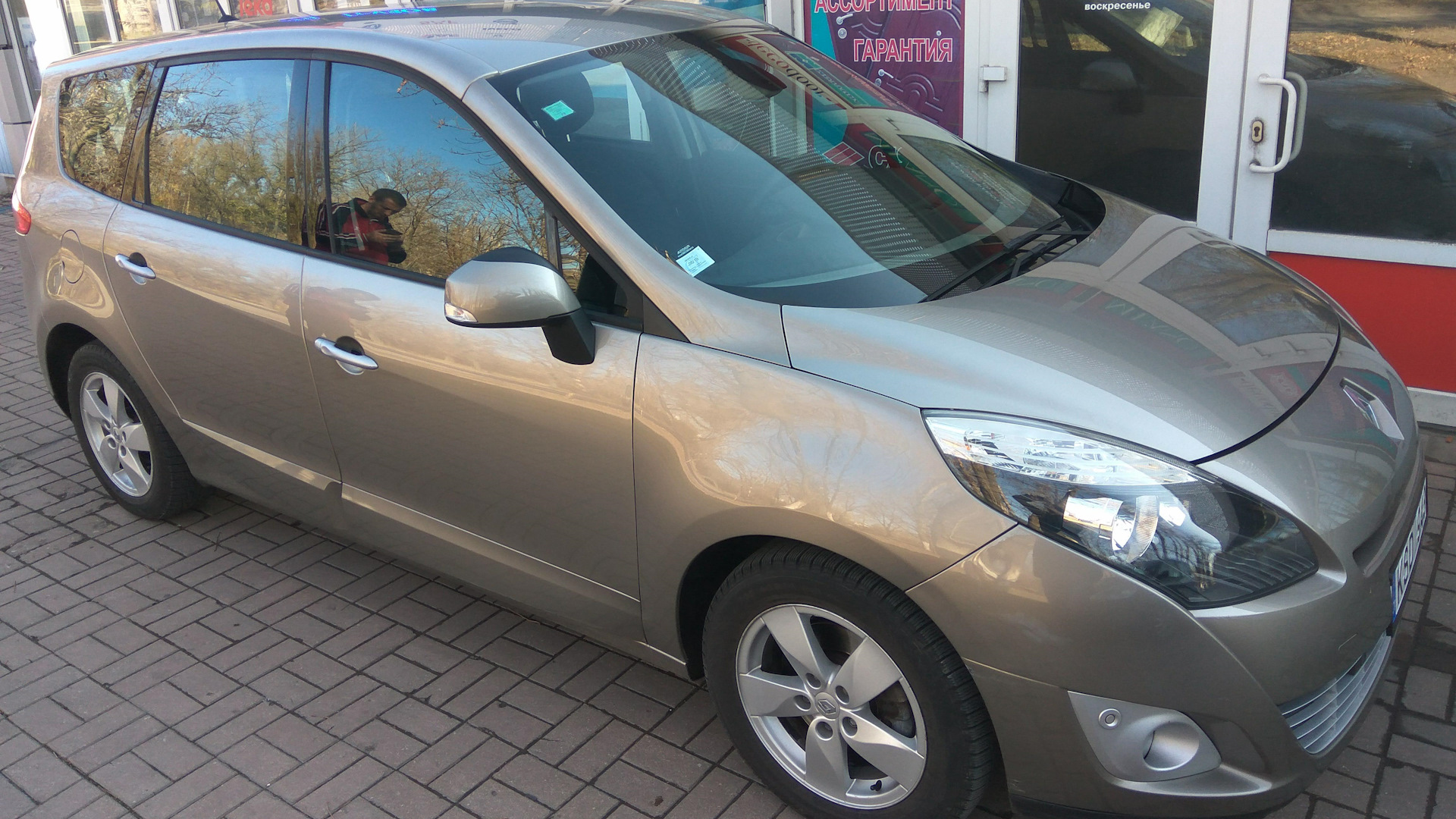 Renault Scenic III 1.9 дизельный 2009 | Renault Grand Scenic 3 на DRIVE2