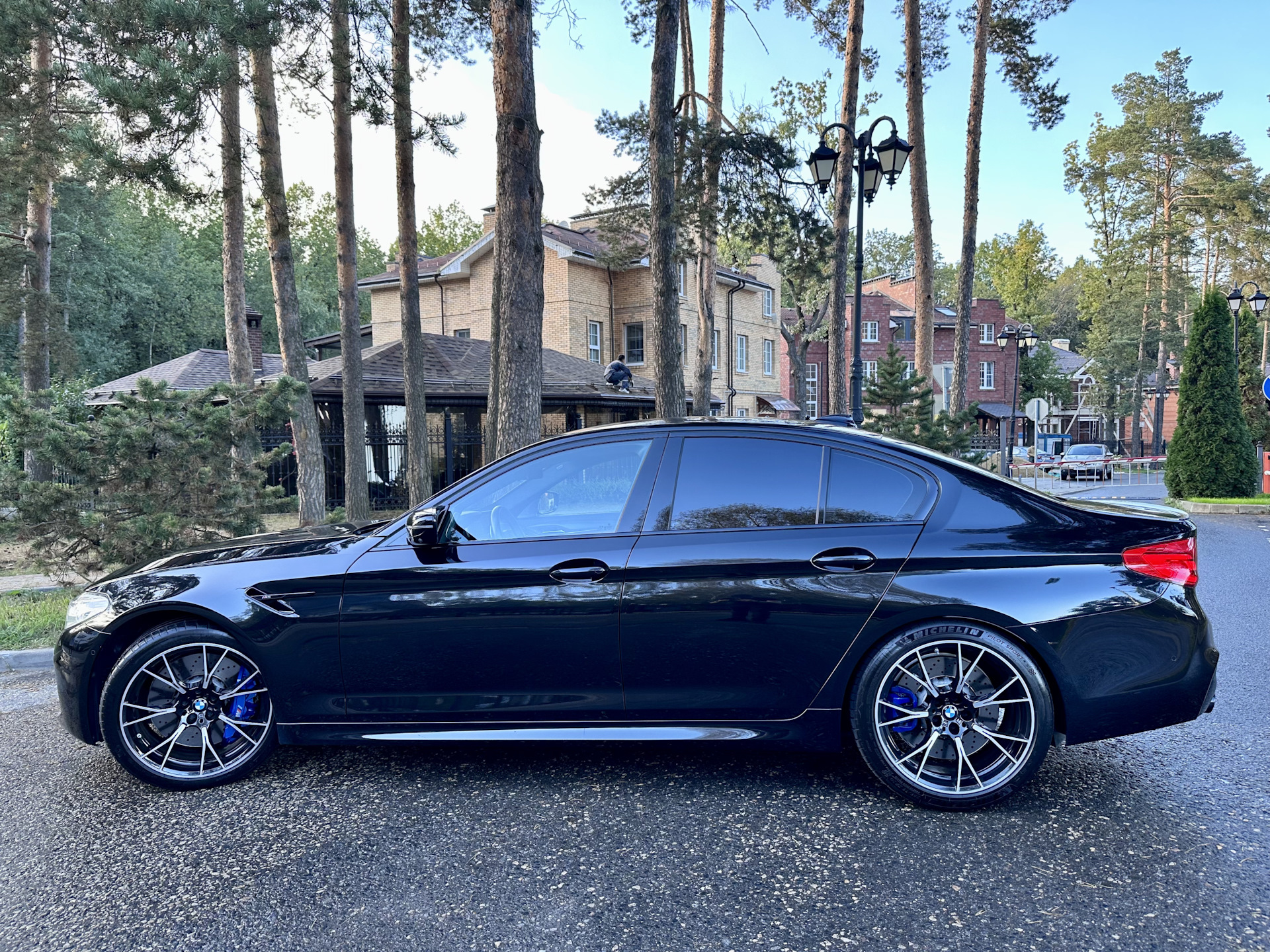 Мойка 🚿 после долгой дороги и «чистая фотосессия 📸 — Bmw M5 F90 4 4