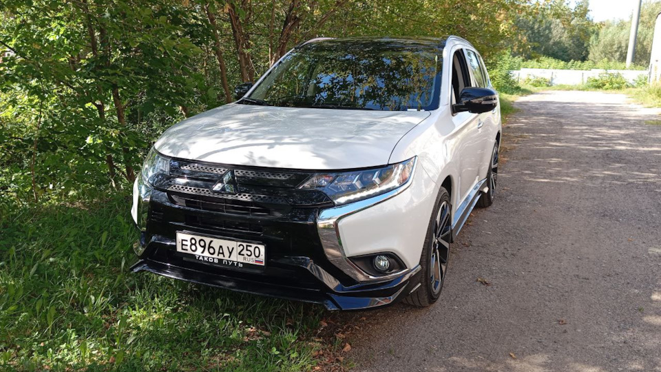 Mitsubishi Outlander БЕЛОЧКА