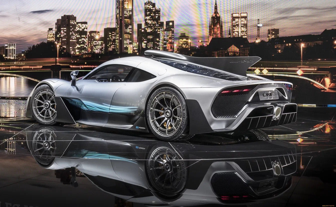 Гиперкар Mercedes-AMG Project one