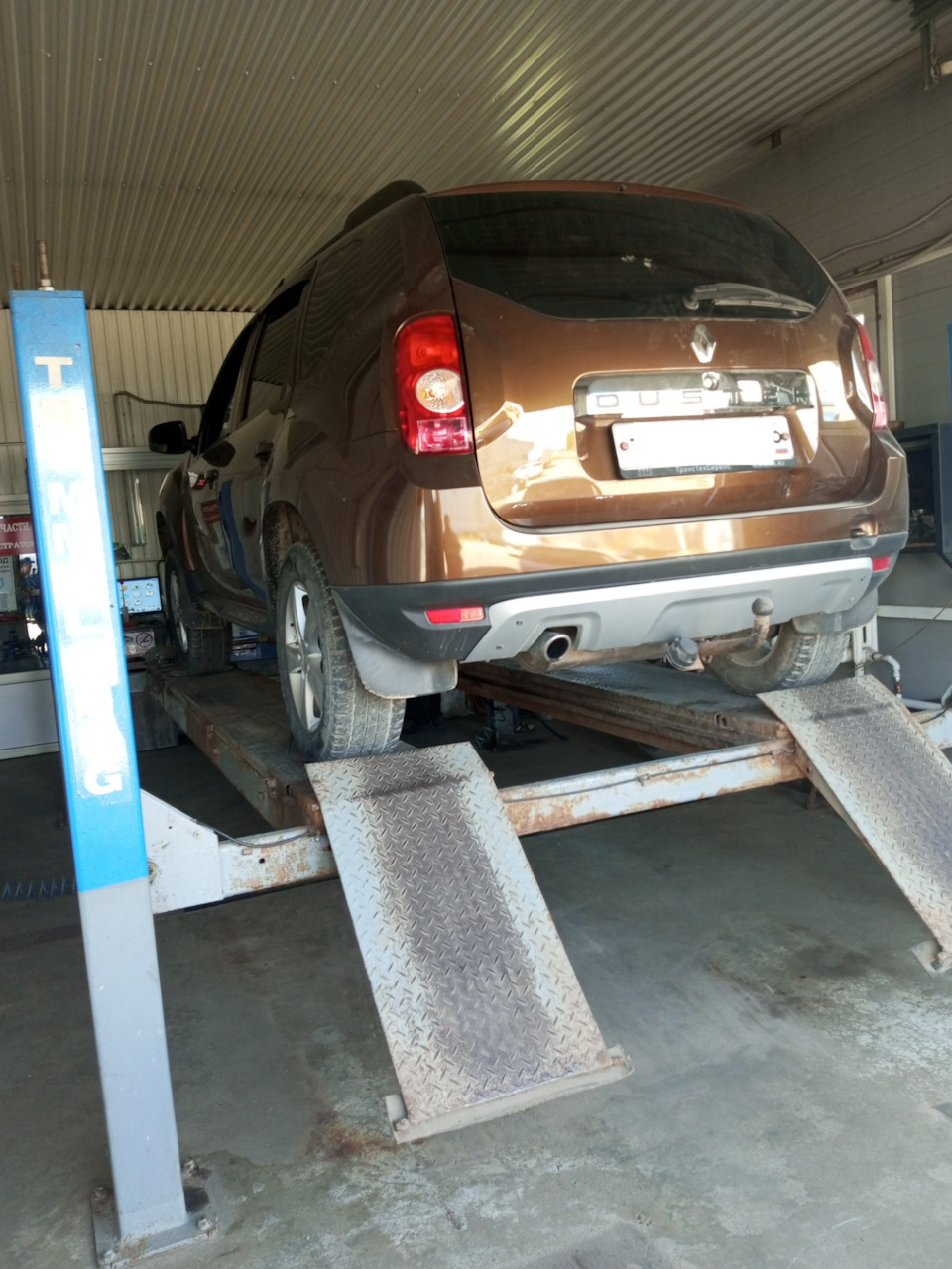 Съедает резину снутри — Renault Duster (1G), 1,6 л, 2013 года | визит ...