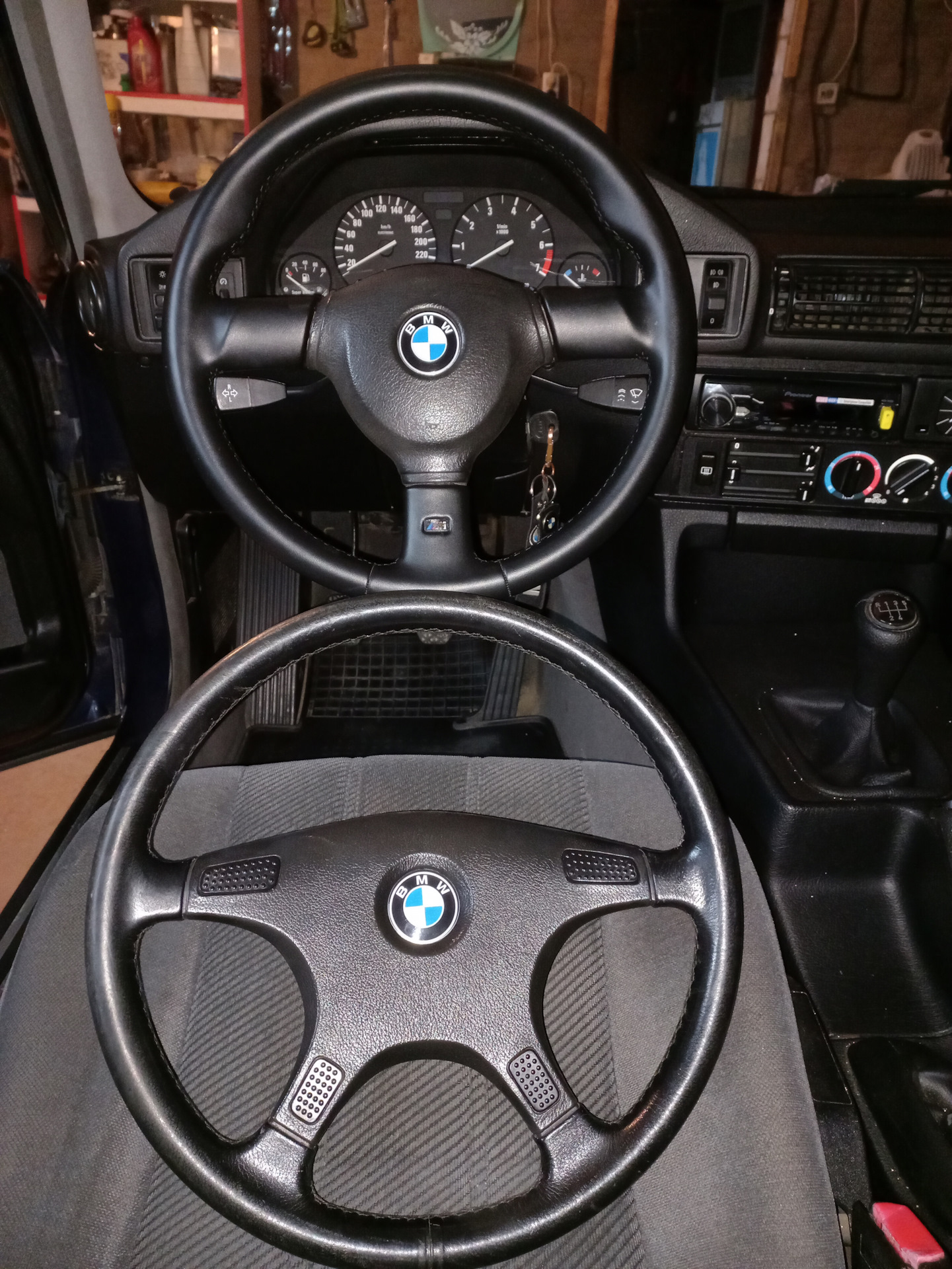 Как снять спорт руль бмв Замена Руля - BMW 5 series (E34), 2 л, 1991 года просто так DRIVE2