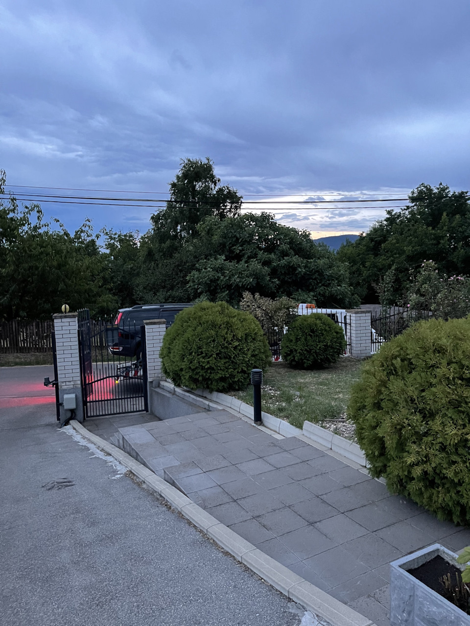 Порвался приводной ремень генератора — Volvo XC70 III, 2,4 л, 2008 года ...