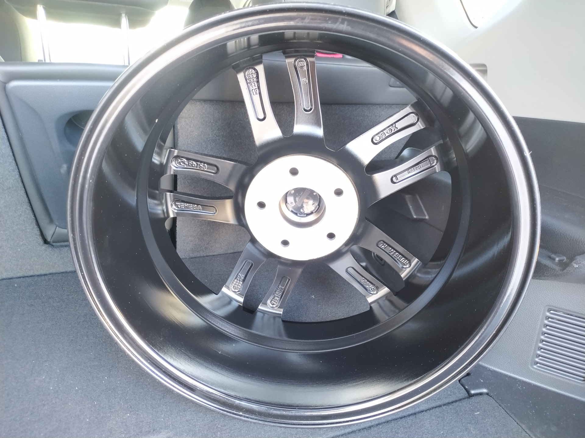 СКАД ЖЕНЕВА (КЛ224) 7.000xR18 5x114.3 DIA67.1 ET42 алмаз — Nissan X ...