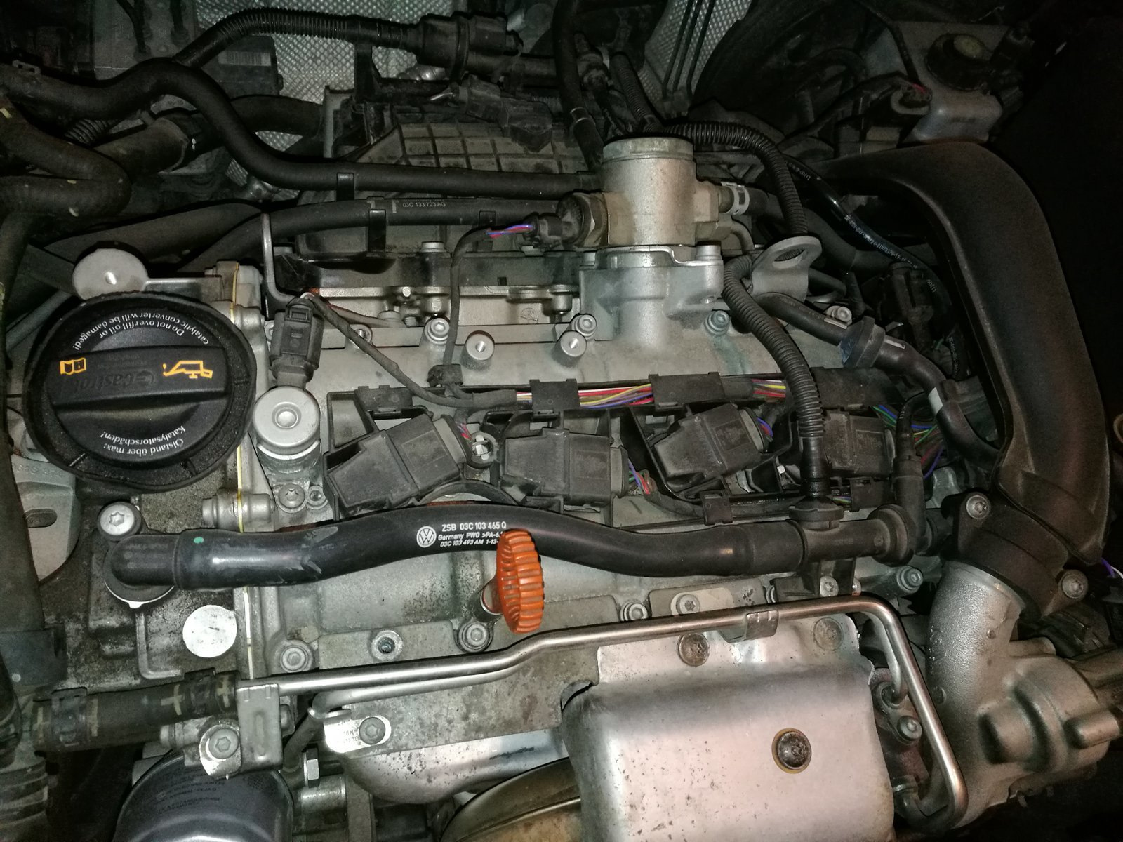 Двигатель 1.8 tsi где находится обратный клапан Service #7 - Spark plug change - Volkswagen Passat B6, 1,4 л, 2009 года визит на