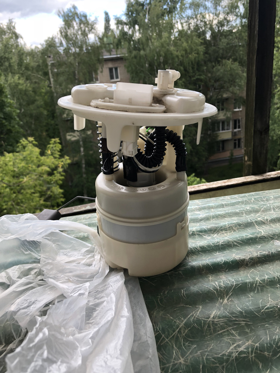 Бензонасос — Peugeot 308 (1G), 1,6 л., 2009 года | поломка | DRIVE2