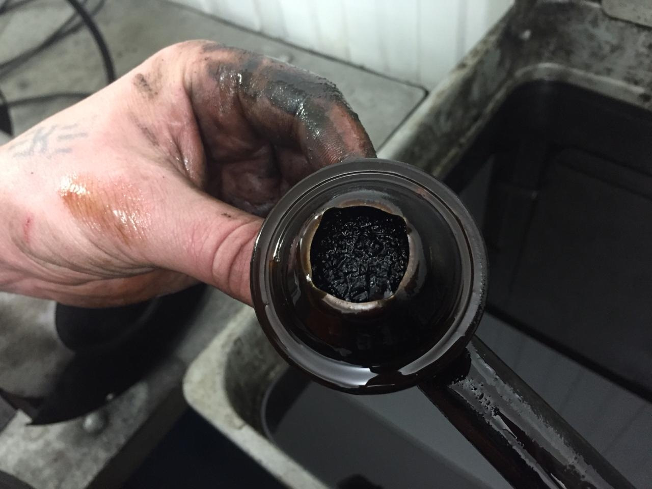 Почему горит масло в двигателе