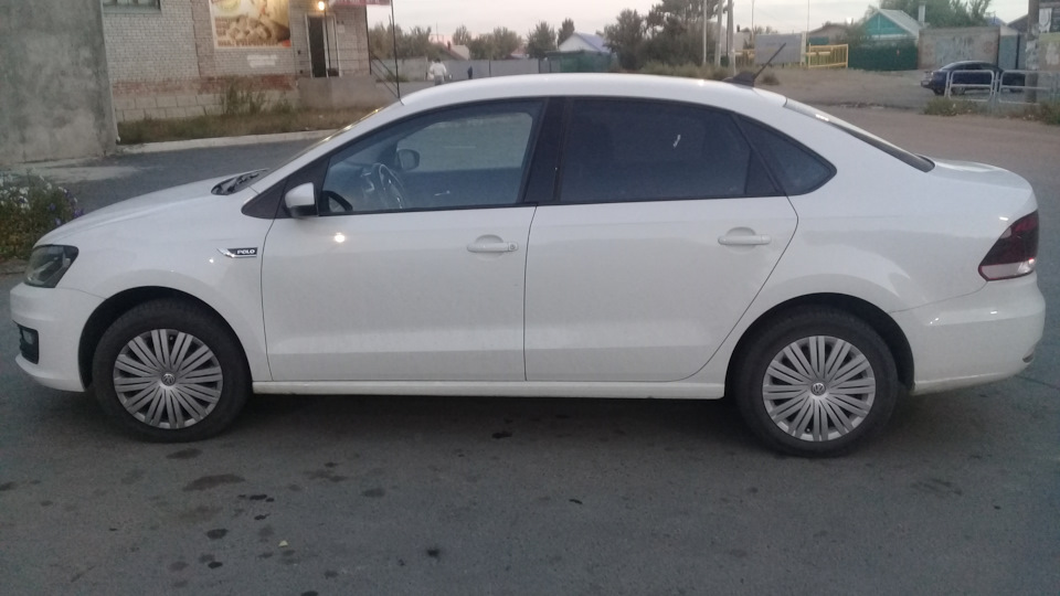 Ручки дверные с хром вставками, а вставки съемные. — Volkswagen Polo ...