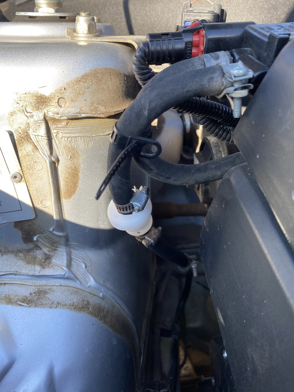 Фильтр клапана продувки адсорбера — LADA Приора седан, 1,6 л., 2008 ...