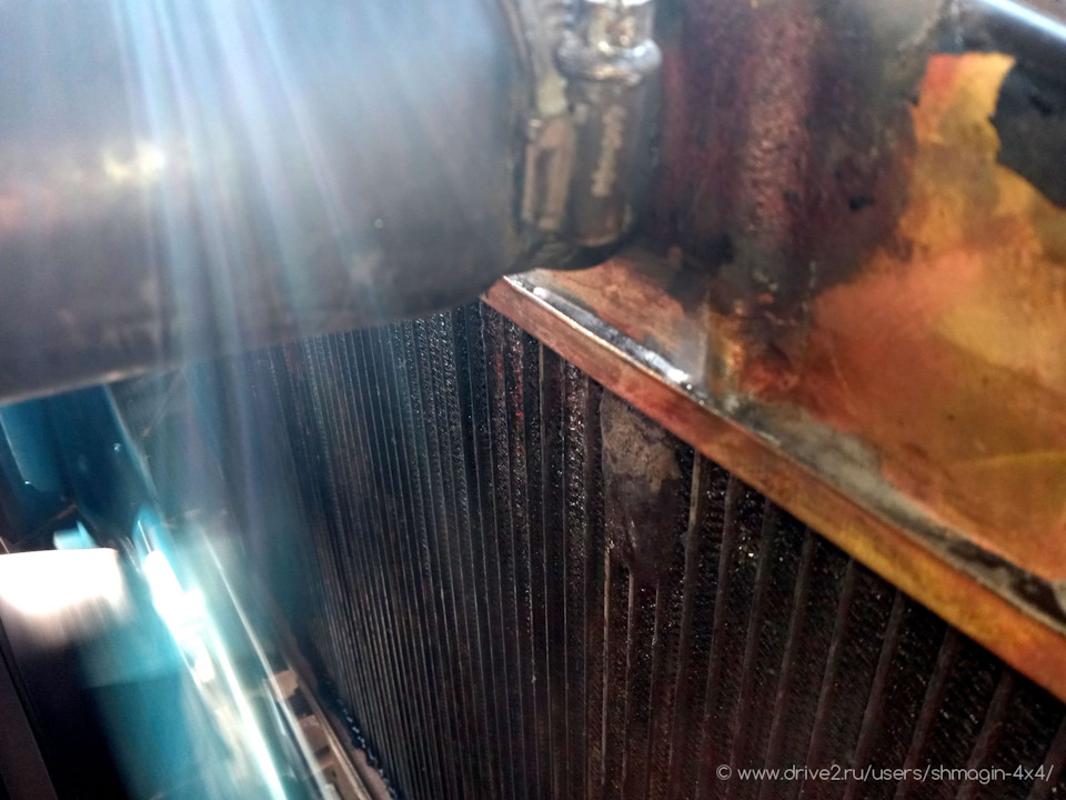 Устранение течи антифриза! ЧАСТЬ II. Пайка радиатора. — УАЗ 3909, 2,4 л ...