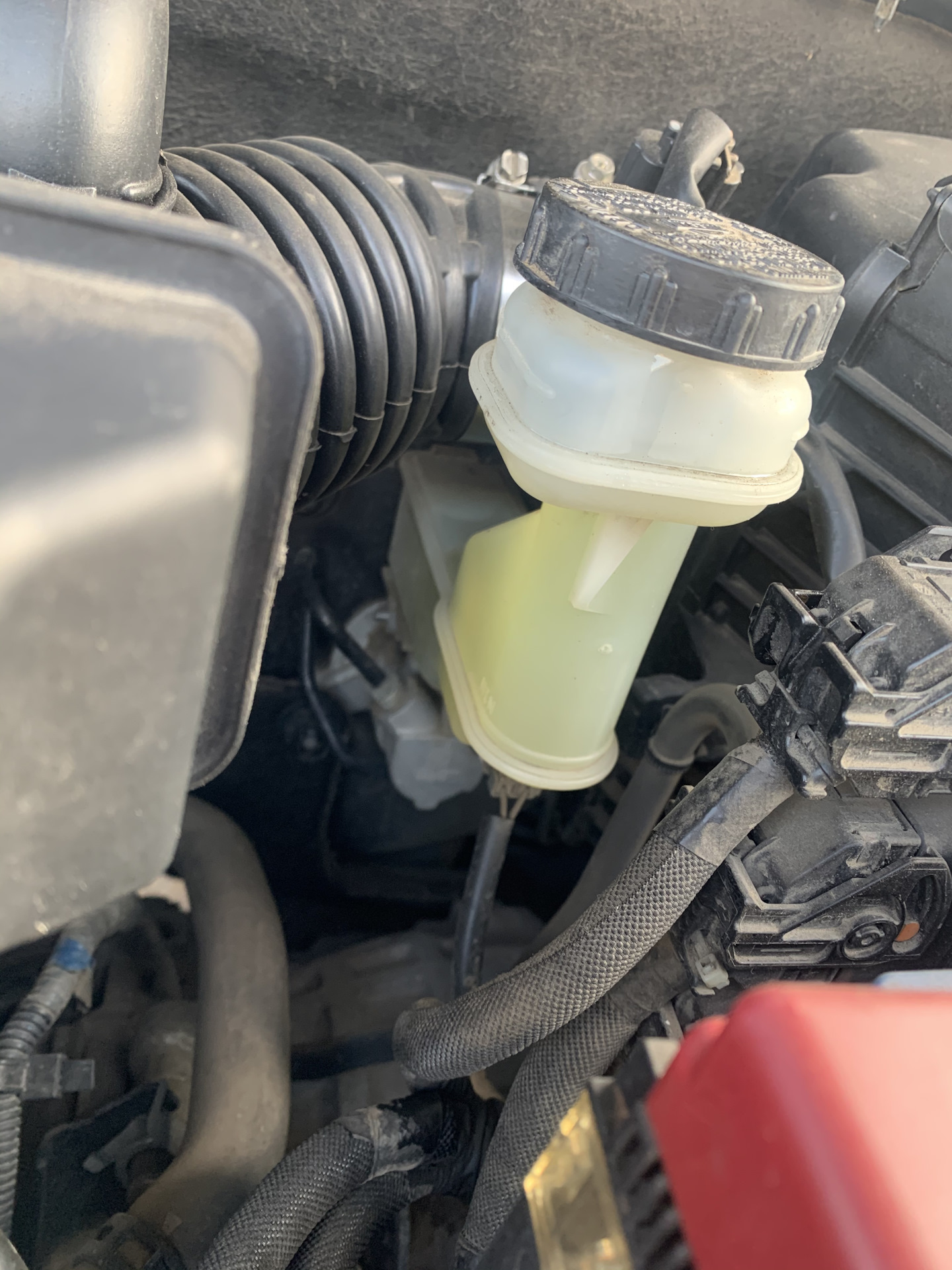 (87200) Замена тормозной и охлаждающей жидкости — Nissan Qashqai (1G ...