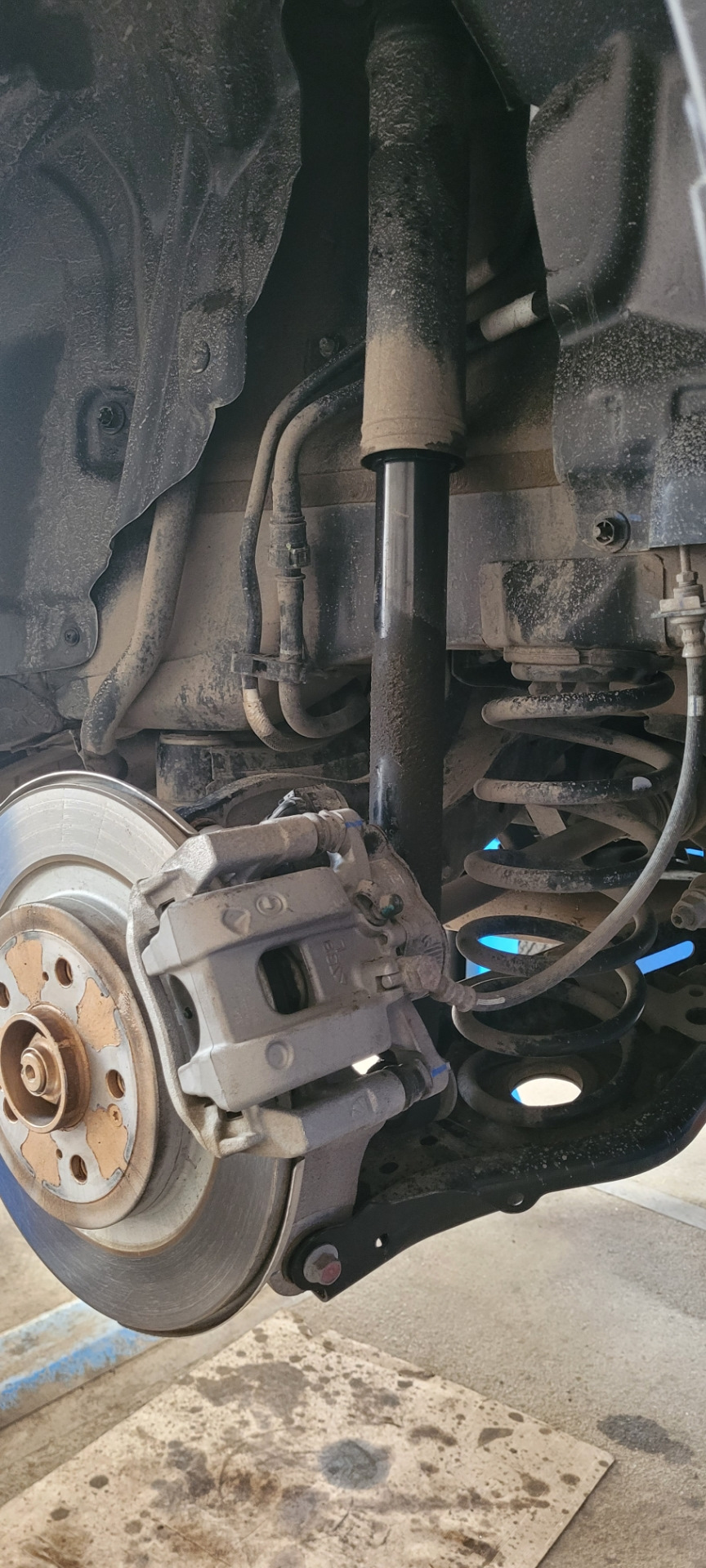 При замене колодок оказалось что машина то поломалась… — Haval Dargo, 2 ...