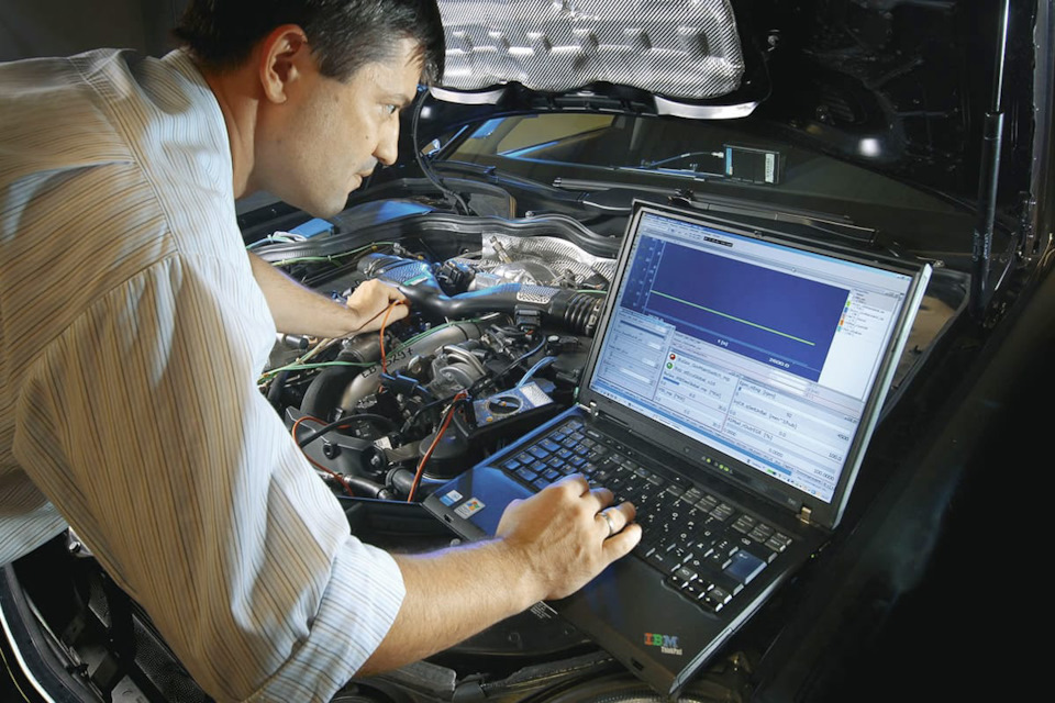 Прошивка мозгов + мелкие доработки — Chrysler Voyager (4G), 2,4 л, 2002 ...