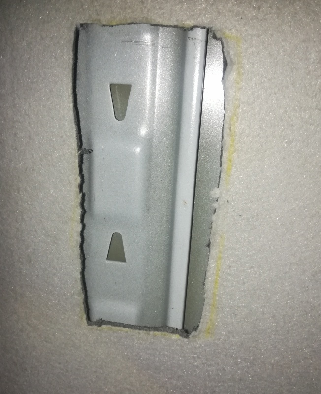 Установка плафона освещения на заднем ряду. Свет в багажнике ...