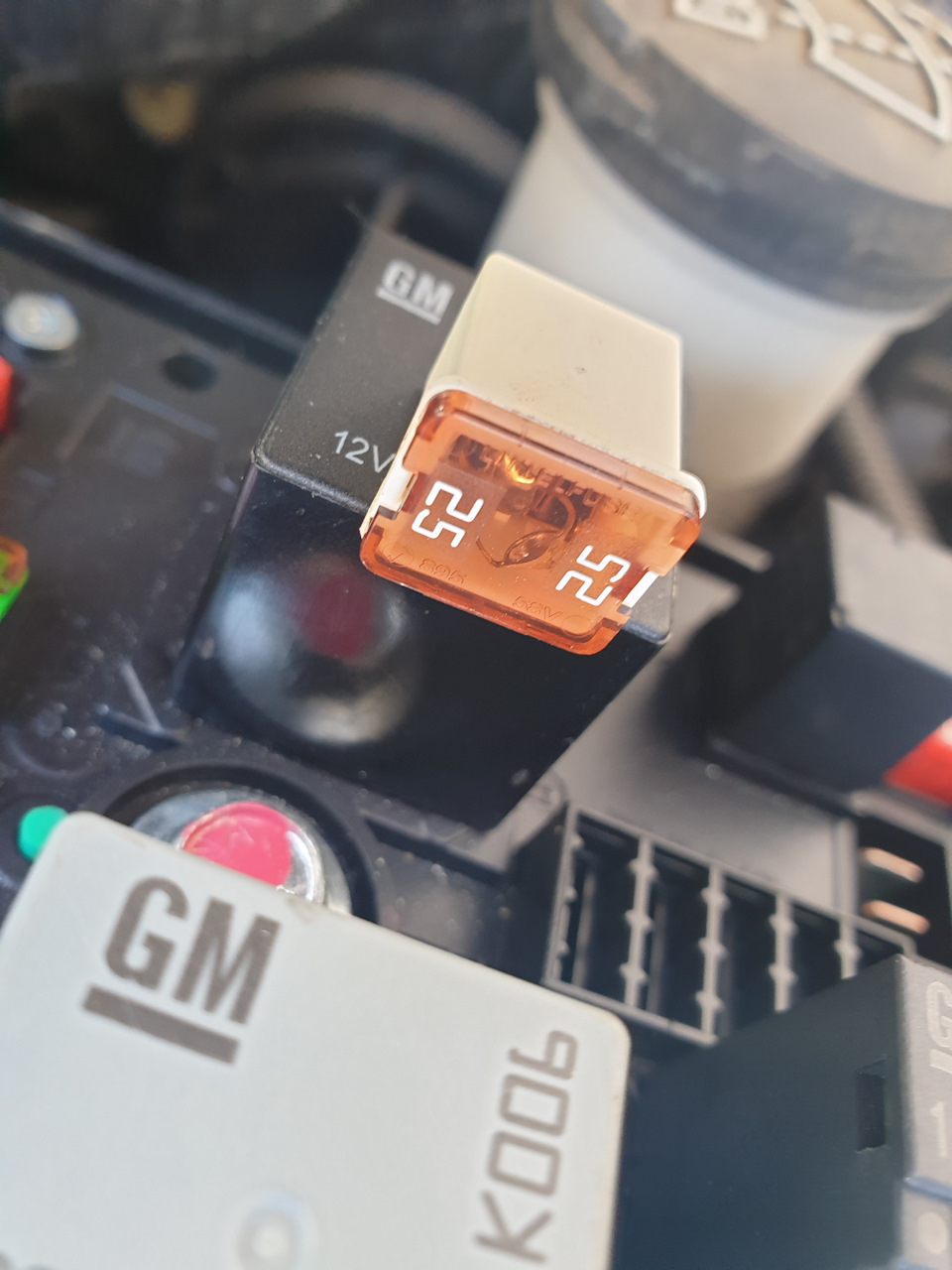 Отключение омывателя фар — Opel Astra J GTC, 1,6 л, 2013 года ...