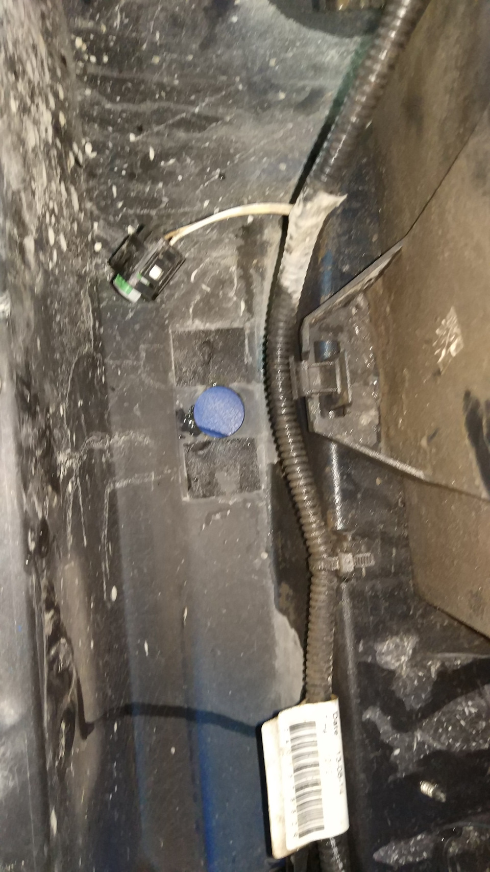 Штатный парктроник. Крепление датчика — DRIVE2