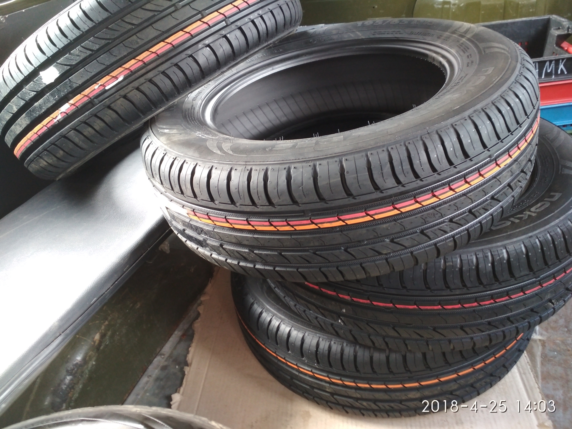 Tyres nordman sx 3. Nordman sx2 185/60 r14. 185/60 R14 Nokian Nordman sx2. Nordman SX 185/60 r14. Нордман sx3 175/65 r14.