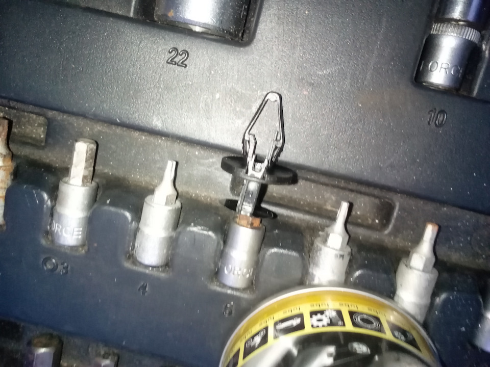 Фото в бортжурнале Opel Astra J