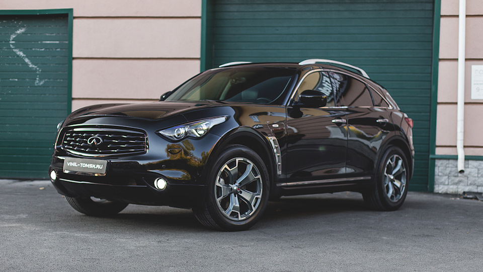 Фото infiniti fx50s