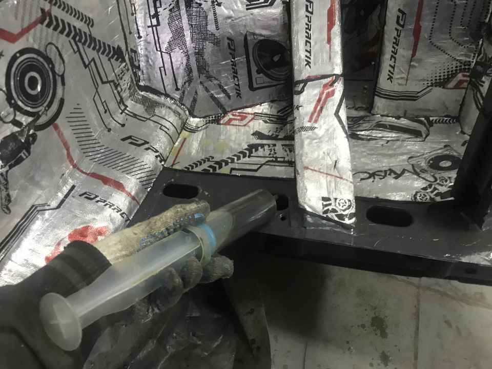 Фото в бортжурнале Lada 4x4 3D