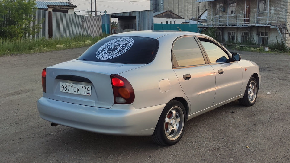 Chevrolet lanos 2011