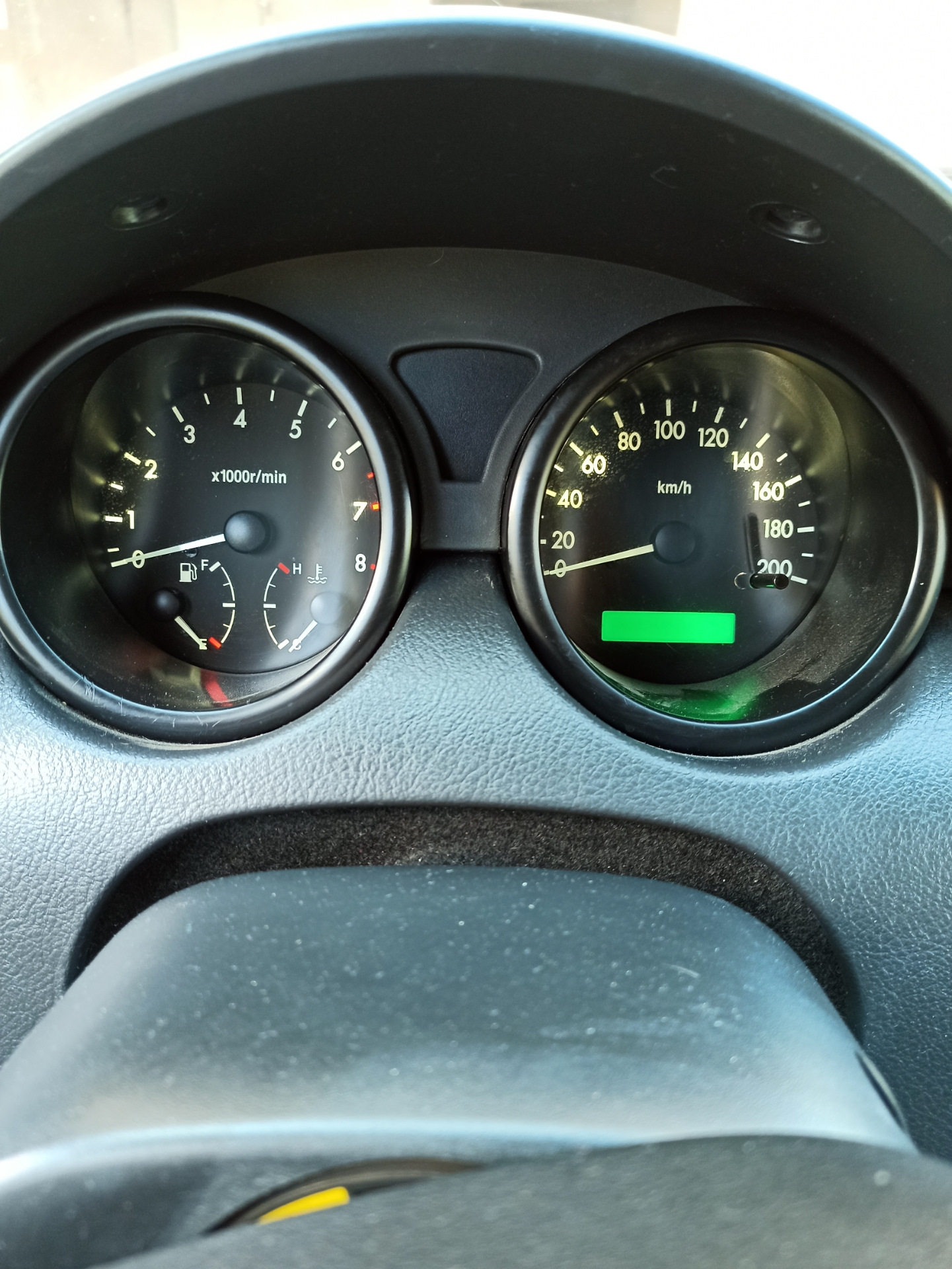 Поставил диодные лампы в панель приборов — Chevrolet Aveo 5-door (1G ...