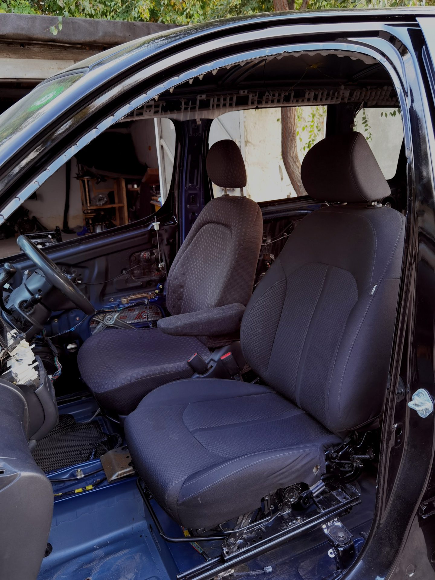 Замена сидений Toyota Funcargo — Toyota Funcargo, 1,3 л, 2002 года ...