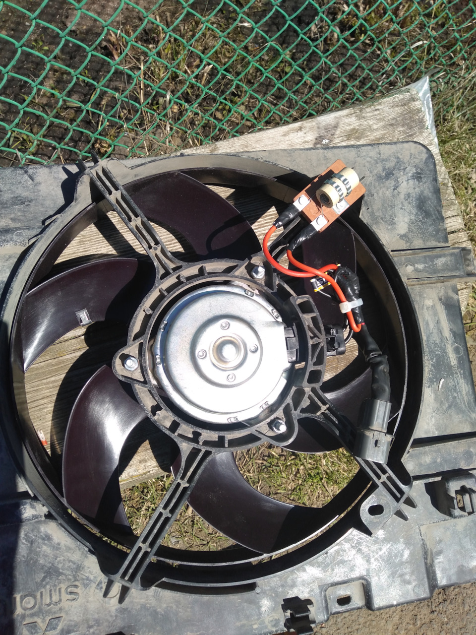Вентилятор системы охлаждения двигателя, Mitsubishi Colt VI ...