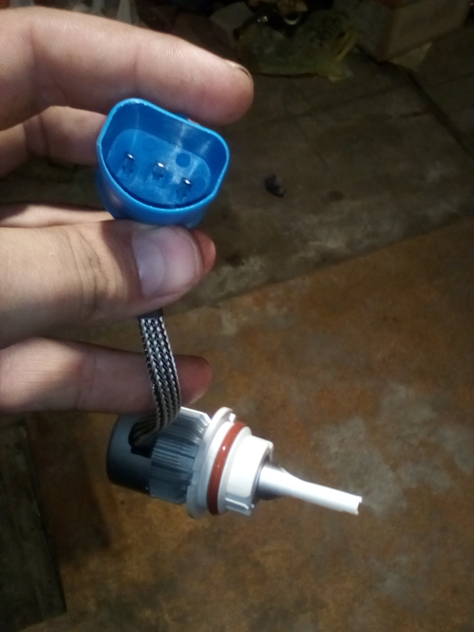 Установил новые LED лампы hb1 — Plymouth Acclaim, 2,5 л., 1991 года ...