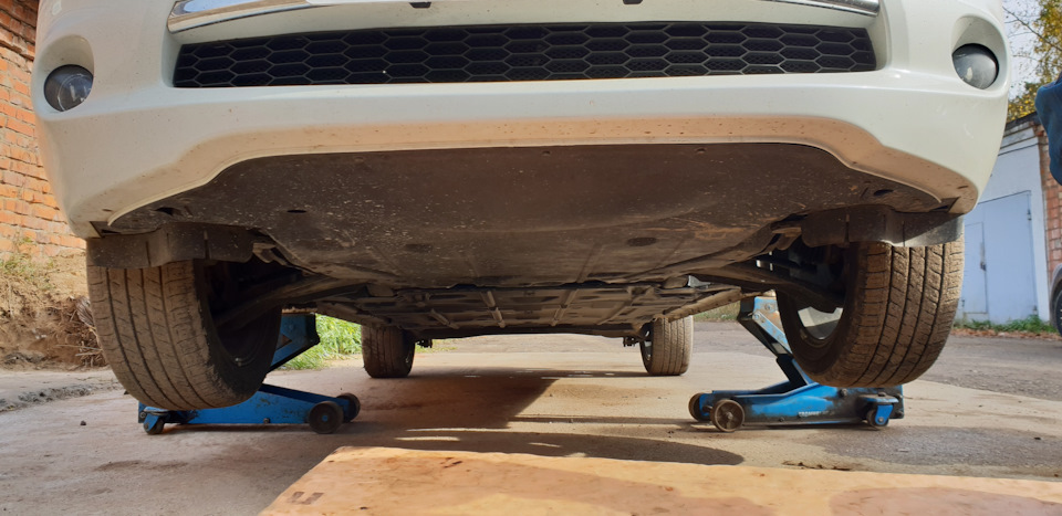 ⚡.5 Замена антифриза на Nissan Leaf. — Nissan Leaf (1G), 2016 года ...