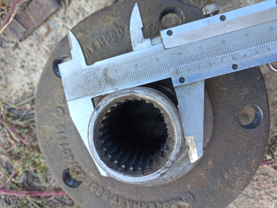 19-ступица, подшипник, болт шаровой от Лачетти — Audi 100 (C3), 1,8 л ...