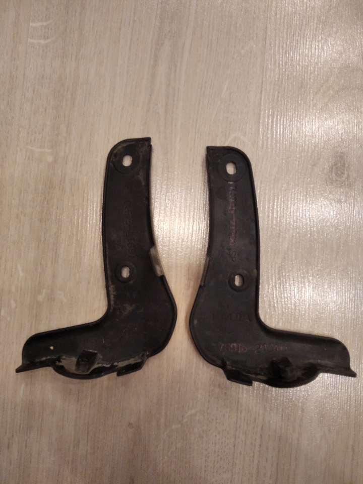 Заглушки пластиковых порогов на Toyota Caldina (210). Б/у | 1 500 ₽ в ...