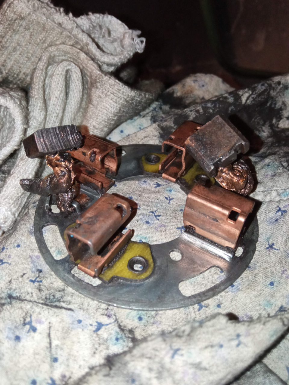 Щёткодержатель — Citroen C5 (1G)